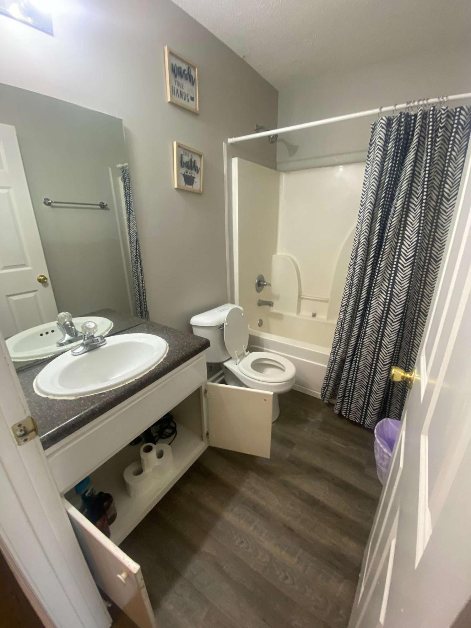 Holiday home Bluff Bungalow- Minutes To Beale Street *